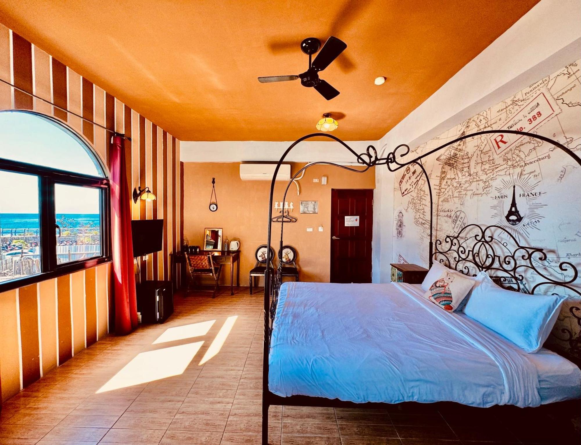 Moon'S Diving House Bed & Breakfast Lyudao Exterior photo